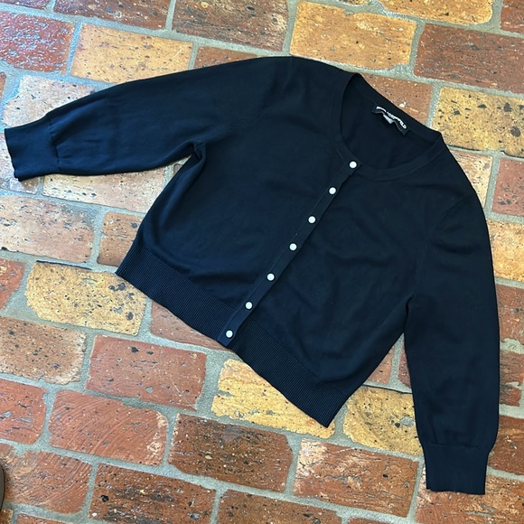 Karl Lagerfeld cardigan w/ pearl like buttons 3/4 sleeves szL - Picture 7 of 14